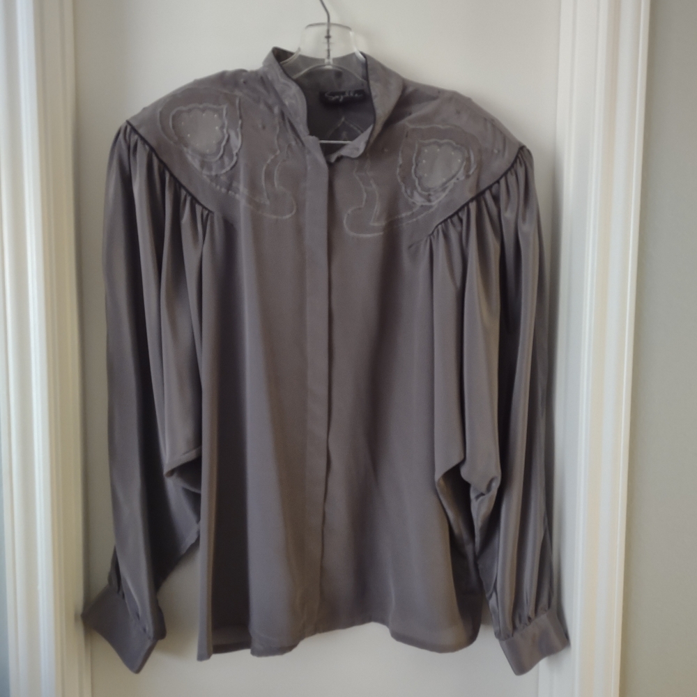 Blouse with silk and leather